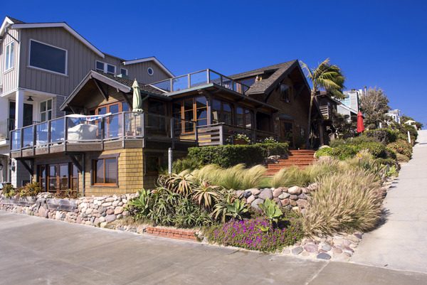 Escrow in Manhattan Beach